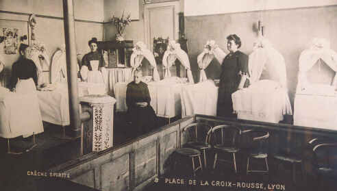  Crèche spirite